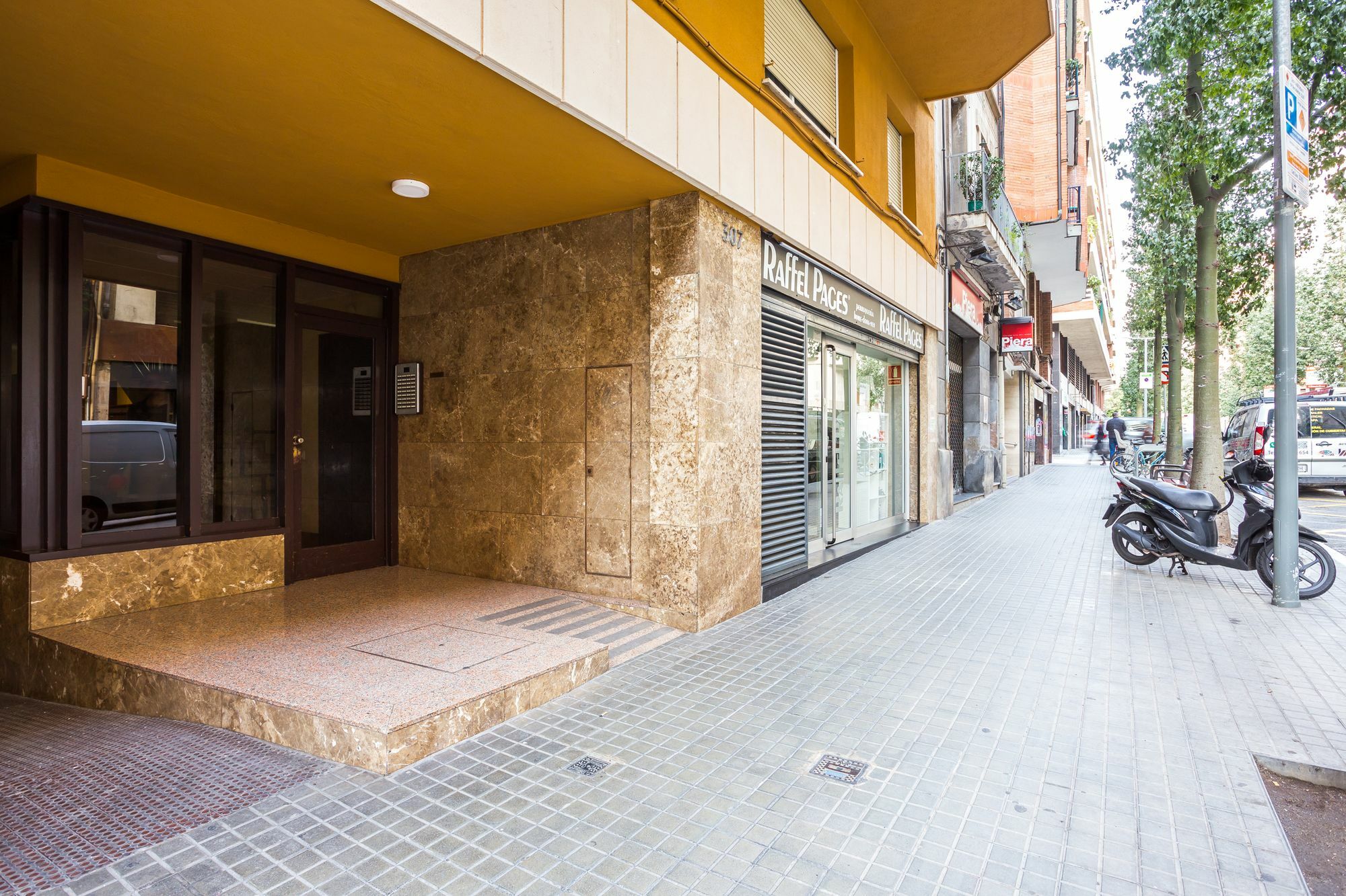 Sweett - Sants Apartman Barcelona Kültér fotó