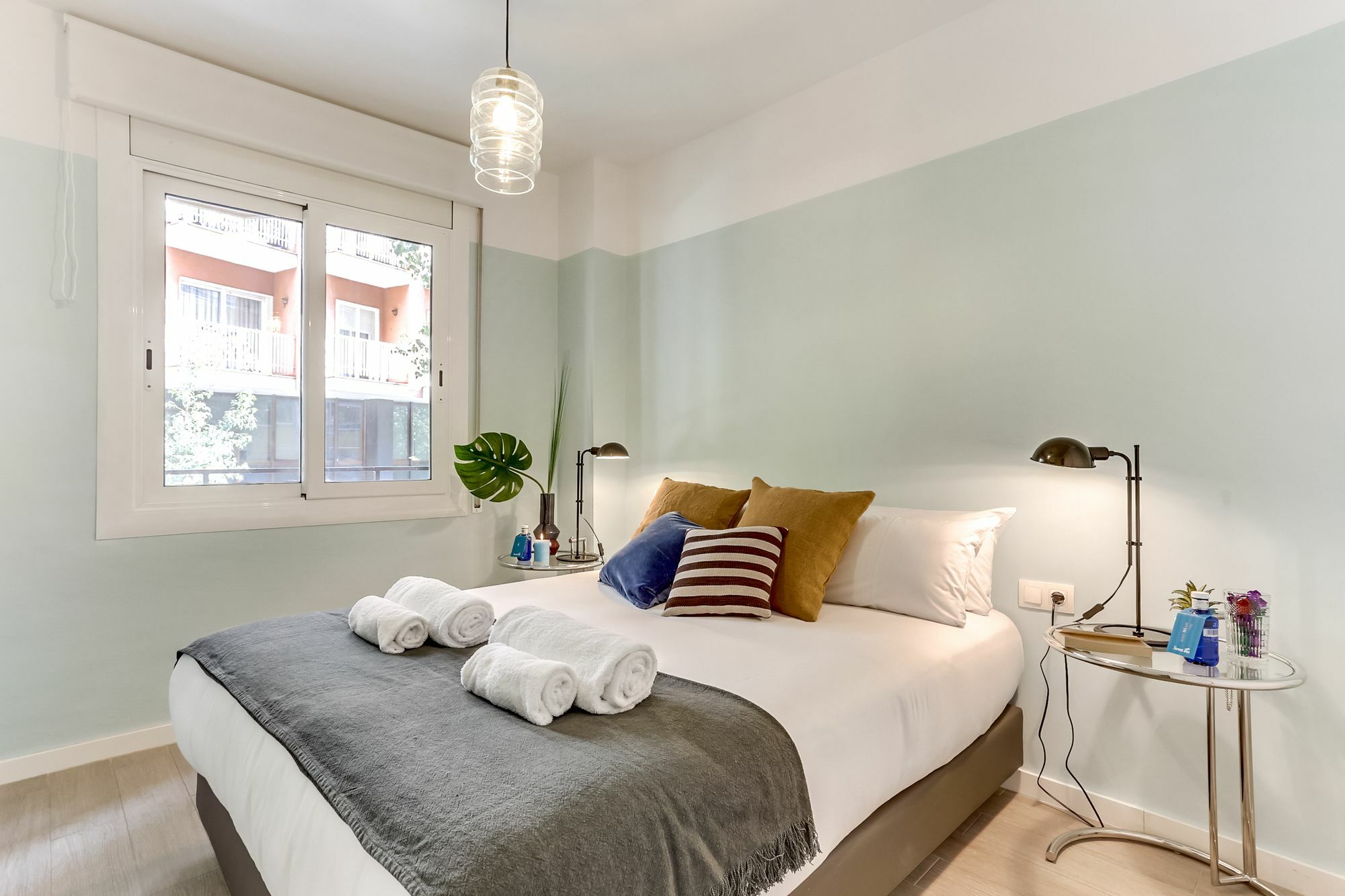 Sweett - Sants Apartman Barcelona Kültér fotó